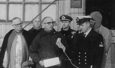 El Presidente Frondizi en la Isla Decepción, 8 de marzo de 1961.