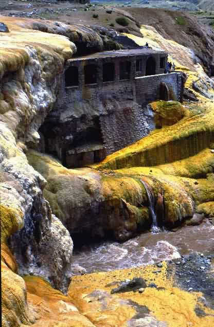 Area Natural Puente del Inca