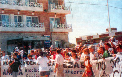 Marcha en Pinamar por el asesinato de José Luis Cabezas